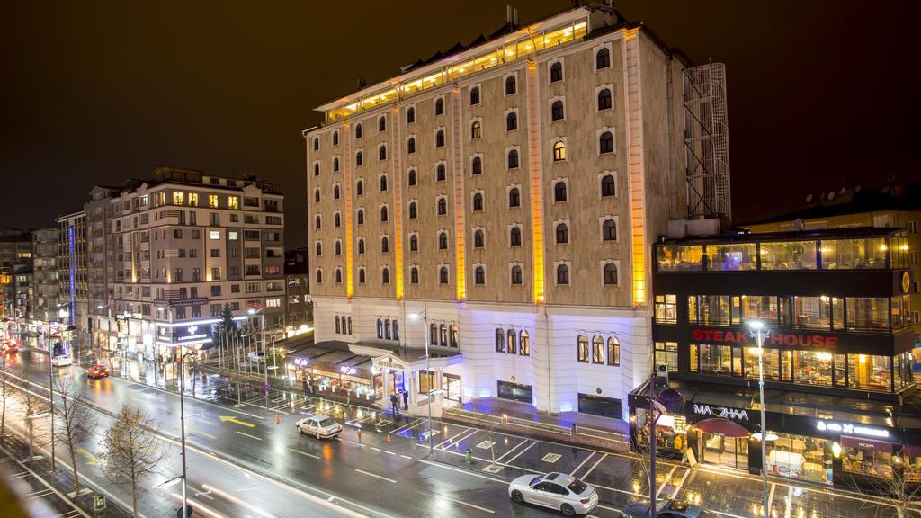 Sivas Bueyuek Hotel Exterior photo