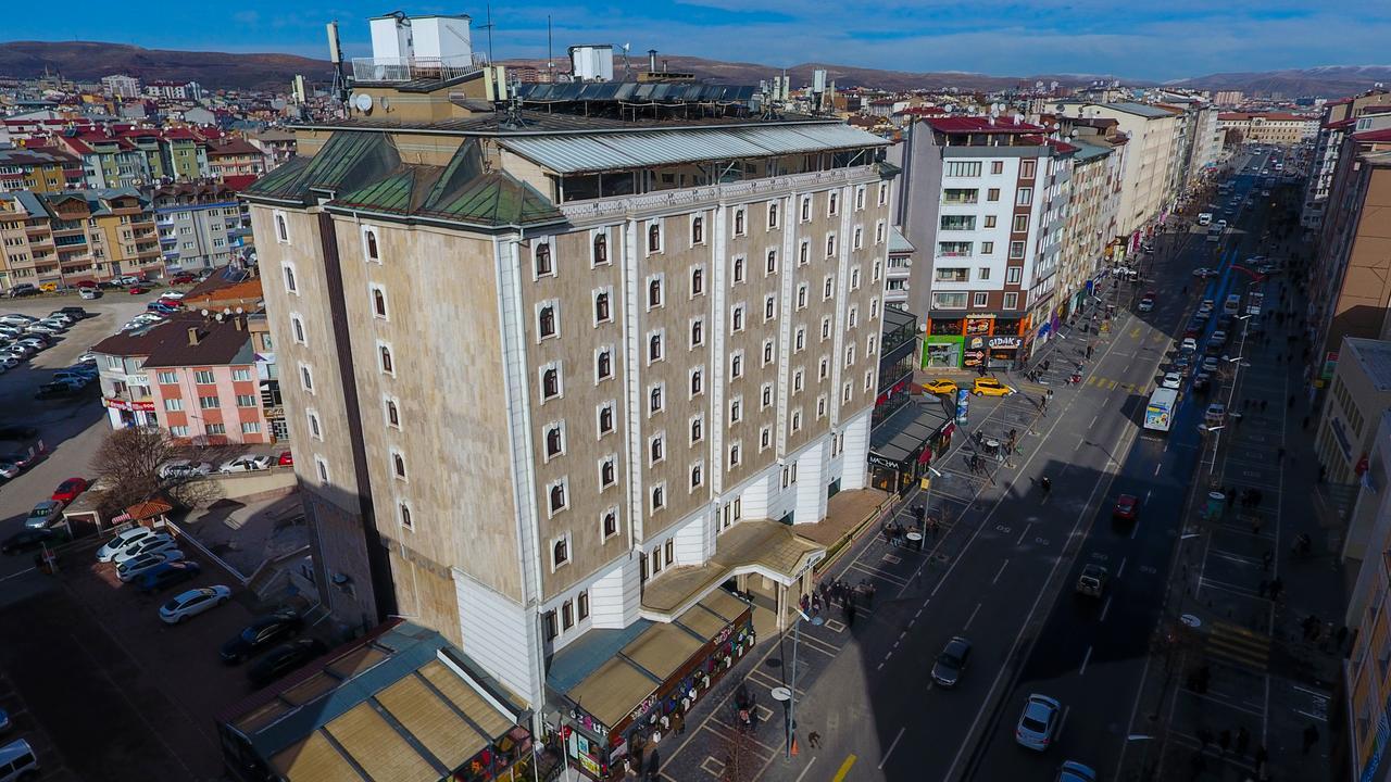 Sivas Bueyuek Hotel Exterior photo